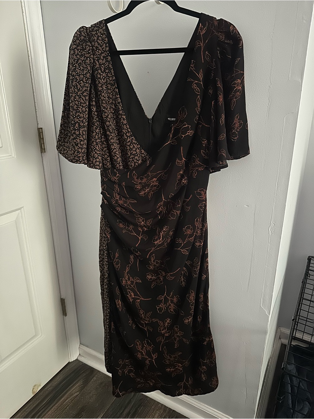 4SI3NNA Black Midi Dress with Brown Floral Print